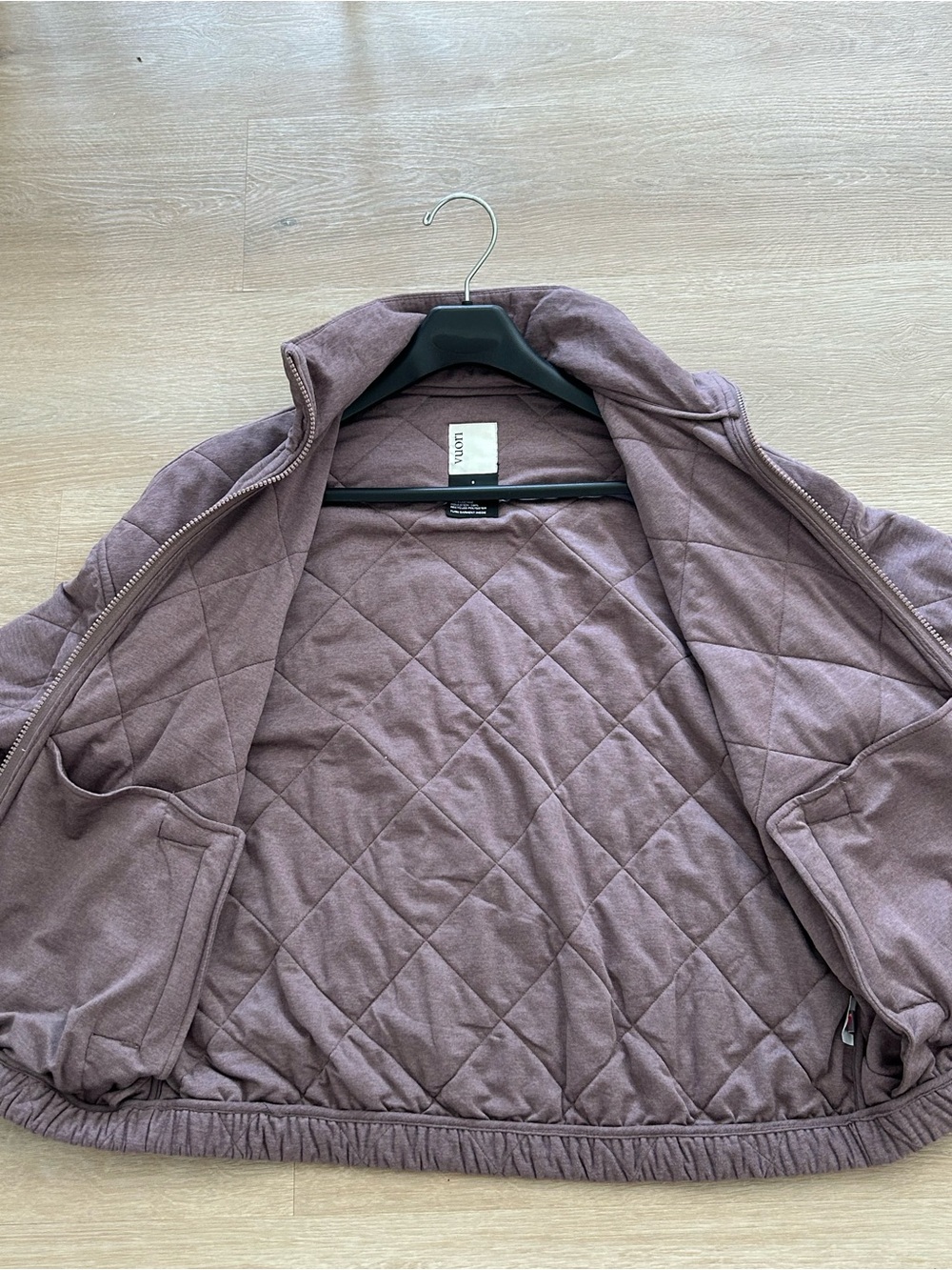 Vuori Halo Insulated Quilted Jacket Hazel Heather Small - Picture 9 of 12